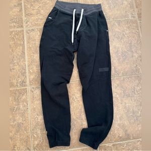Vuori Mens joggers
